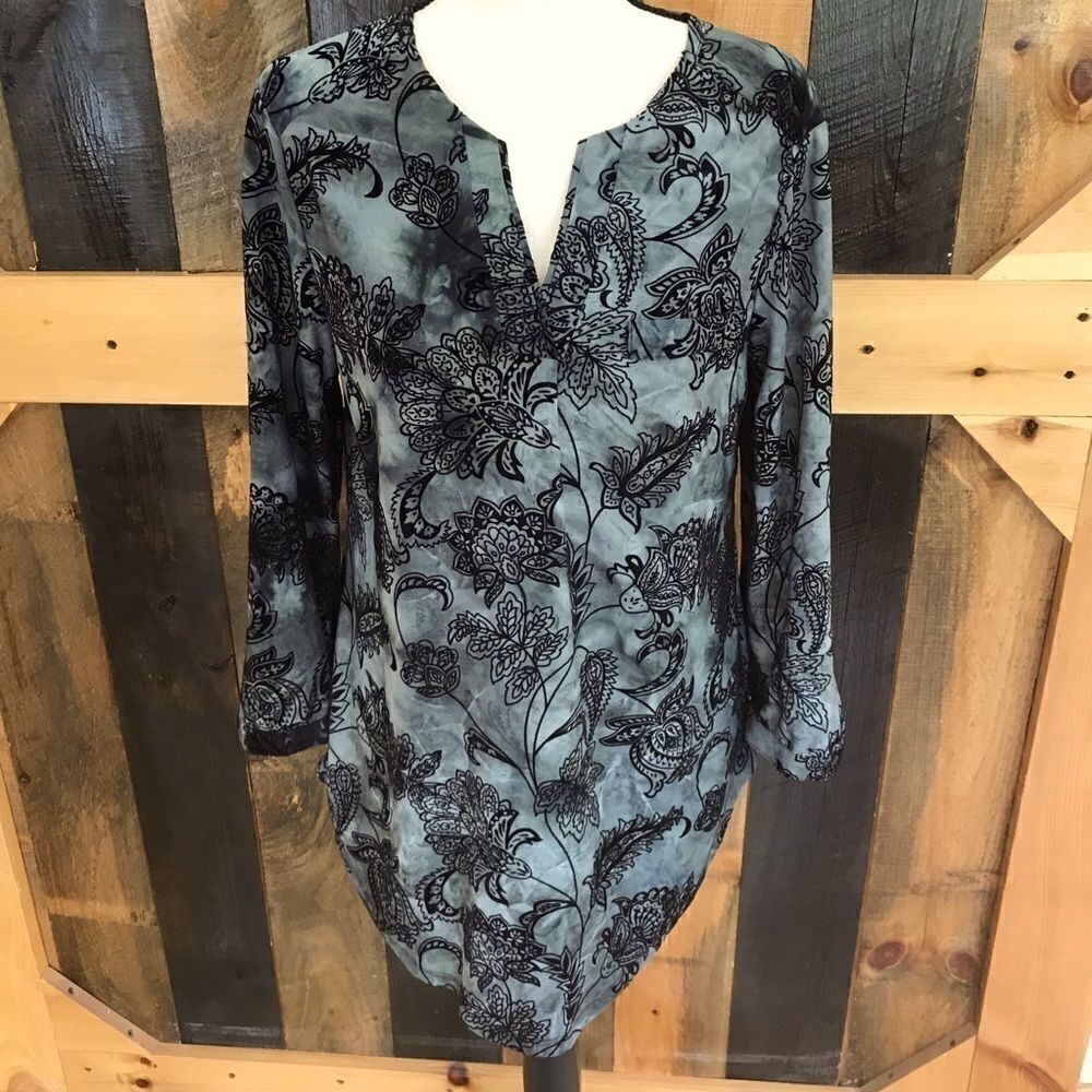 Sami & Jo tunic style top with embellishments